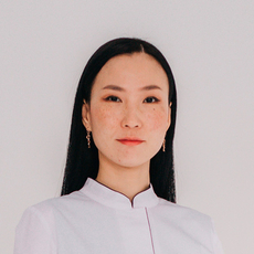 Степанова Аюна Ивановна, офтальмолог