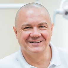Смирнов Александр Борисович, стоматолог-хирург