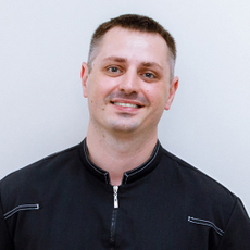 Ханджян Евгений Ашотович, стоматолог-терапевт