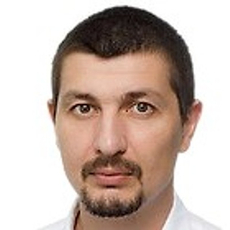 Титаев Евгений Владимирович, стоматолог-хирург