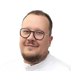 Корнилов Максим Александрович, стоматолог-хирург