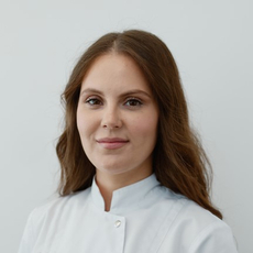 Лашина Яна Евгеньевна, стоматолог-терапевт
