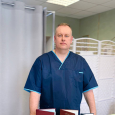 Овчинников Виталий Иванович, массажист