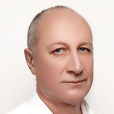 Булгаков Игорь Анатольевич, стоматолог-терапевт