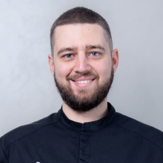 Алферов Лев Валерьевич, стоматолог-терапевт