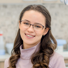 Лазарева Элина Нугзаровна, стоматолог-терапевт