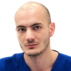 Увижев Даур Игоревич, стоматолог-хирург