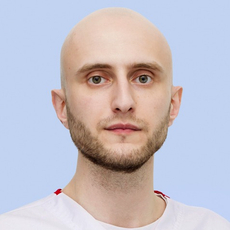 Астахов Роман Артурович, стоматолог-терапевт