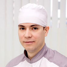 Николаев Александр Олегович, стоматолог-терапевт
