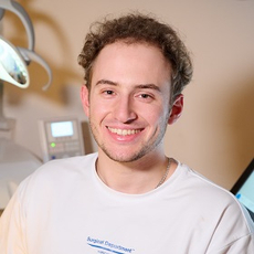 Колтон Леонид Борисович, стоматолог-терапевт