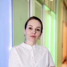 Бурындина Евгения Викторовна, стоматолог-хирург