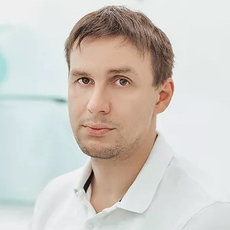 Козлов Владимир Игоревич, стоматолог-терапевт