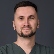 Комаров Виталий Сергеевич, онколог