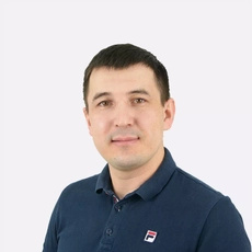 Симакаев Василий Витальевич, стоматолог-терапевт