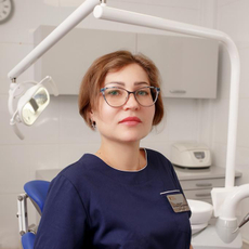 Звездина Екатерина Вячеславовна, стоматолог-хирург