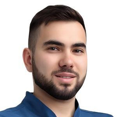 Гиззатуллин Айрат Фаритович, стоматолог-терапевт