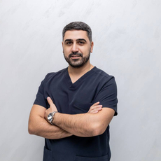 Гаспарян Грачья Артурович, стоматолог-терапевт