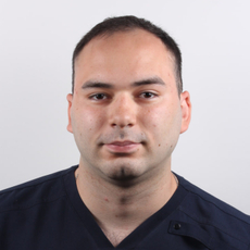 Касавцов Антон Рашидчжанович, стоматолог-терапевт