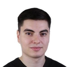 Фархадлы Наил Намикович, стоматолог-терапевт