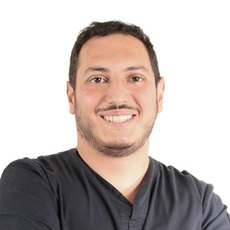 Ванян Рафаэль Ваганович, стоматолог-хирург