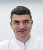 Корякин Артем Сергеевич, имплантолог