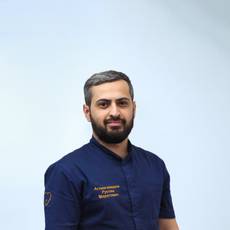 Агамагамедов Руслан Маратович, стоматолог-хирург