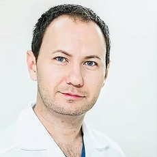 Рябов Денис Юрьевич, дерматолог