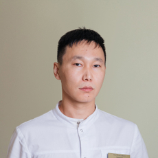 Баданов Юрий Вячеславович, стоматолог-терапевт