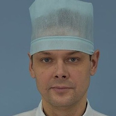 Эсенкулов Денис Николаевич, стоматолог-хирург