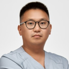 Нимаев Тимур Жаргалович, стоматолог-хирург