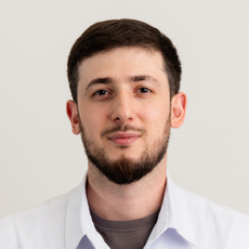 Ахмедов Гарша Дамаданович, стоматолог-эндодонт