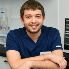 Барзиков Максим Александрович, стоматолог-терапевт
