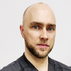 Хуттунен Владимир Владимирович, стоматолог-хирург