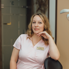 Комякова Елена Николаевна, стоматолог-терапевт