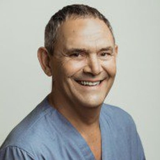 Гиренко Александр Петрович, стоматолог-терапевт