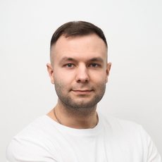 Дворников Максим Олегович, стоматолог-хирург