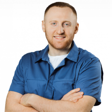 Вольберг Роман Вячеславович, стоматолог-хирург