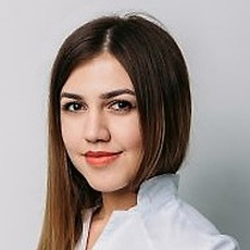 Клинчаева Анна Геннадьевна, стоматолог-терапевт