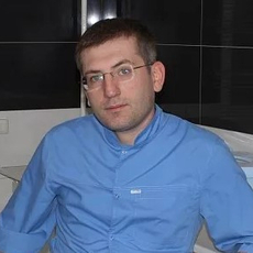 Овсепян Карен Тигранович, стоматолог-хирург