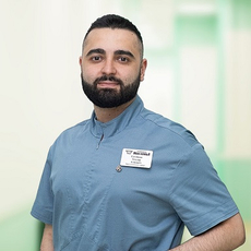 Гусейнов Эльдар Алиевич, стоматолог-терапевт