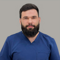 Шханоков Алик Витальевич, стоматолог-хирург