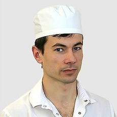 Андрющенко Александр Егорович, стоматолог-терапевт