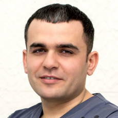 Акопян Арман Арзуманович, стоматолог-хирург