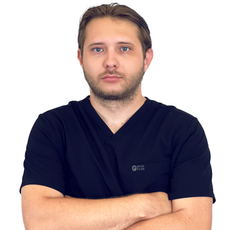 Барабаш Артем Владимирович, стоматолог-терапевт