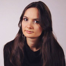 Деснева Евгения Васильевна, стоматолог-терапевт