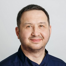 Кронидов Андриян Леонидович, массажист