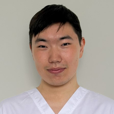 Дамбуев Александр Алексеевич, стоматолог-терапевт