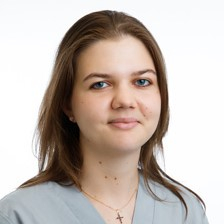 Попова (Юрик) Ксения Игоревна, стоматолог-терапевт