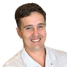 Гребенщиков Александр Юрьевич, стоматолог-терапевт