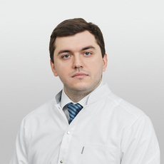 Голышенков Владислав Александрович, стоматолог-хирург